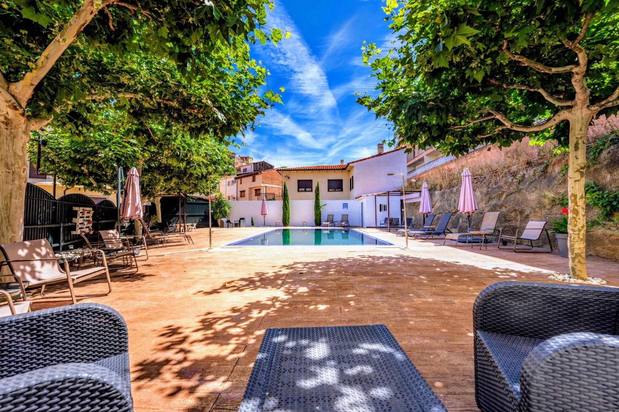 Prado Del Abuelo Apartment Cabezuela Del Valle Exterior photo